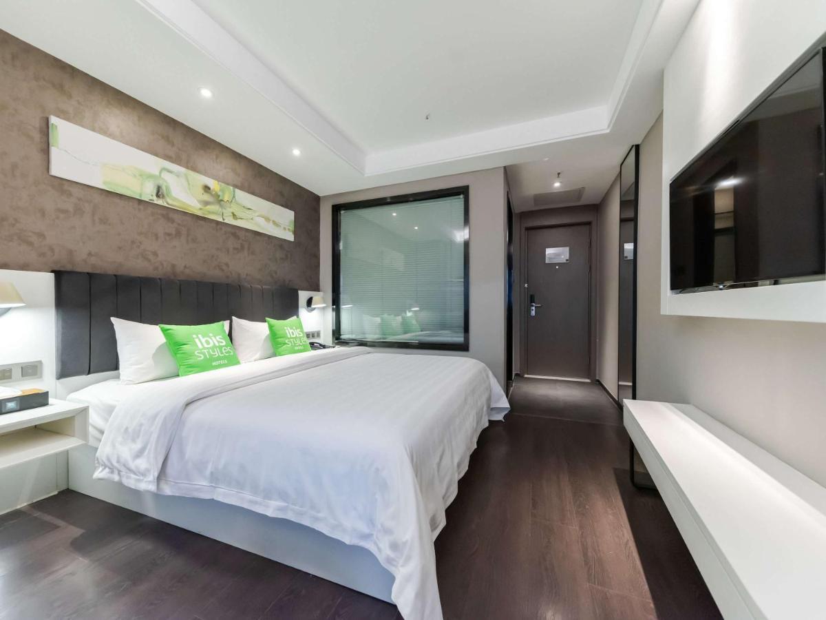 Ibis Styles Suzhou Nanmen Metro Station Hotel Exterior foto